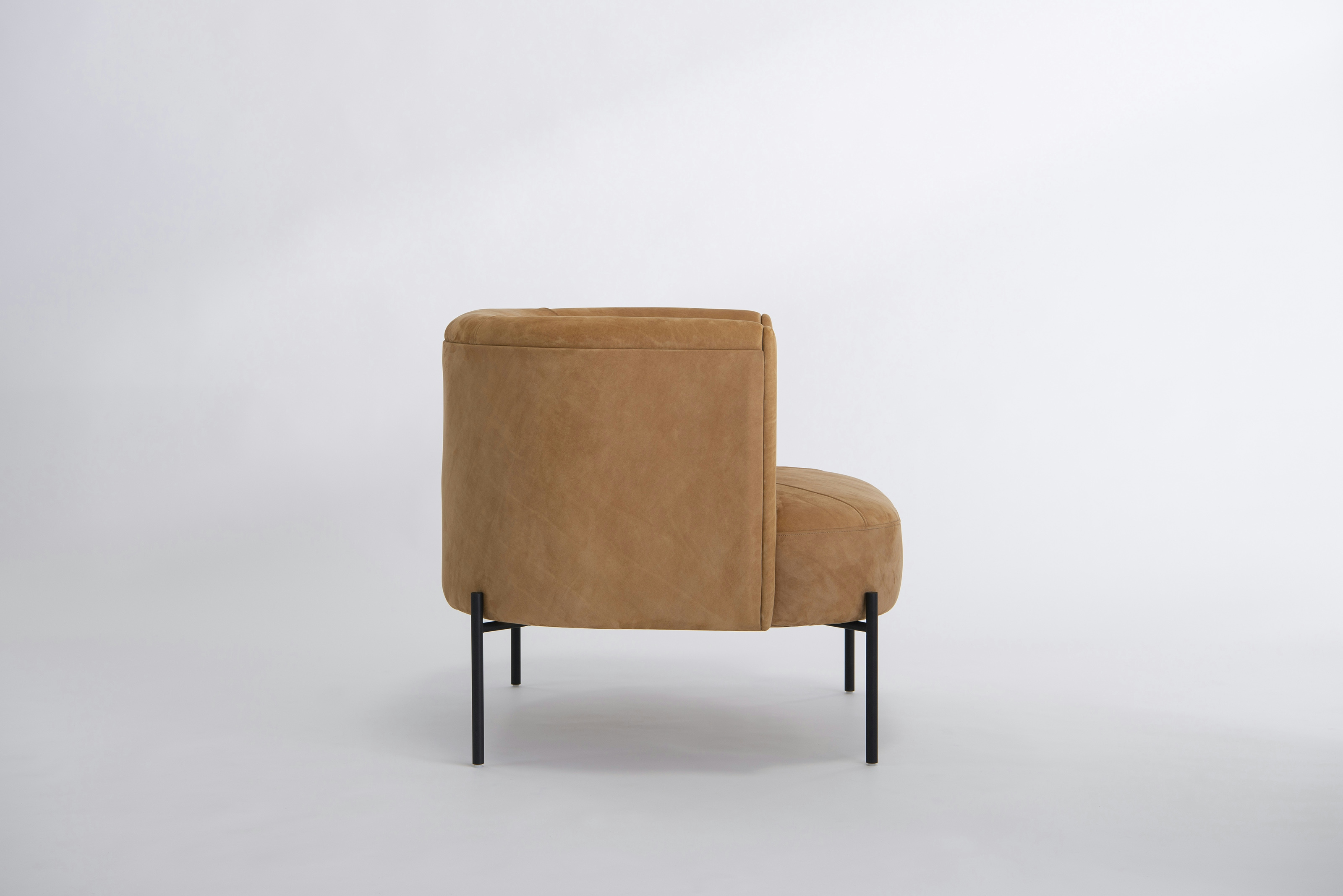 Phase Design Capper Lounge Chair Metal Base 3 Web